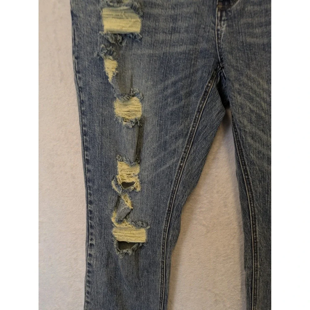 EMPYRE Men's Size 38x32 Distressed Blue‎ Denim Jeans